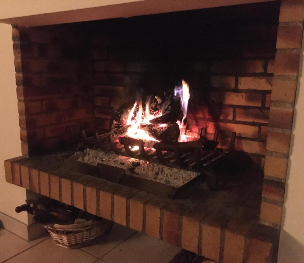 Maison Sur La Colline Cheminee Wifi Proche Thermes Aubin  外观 照片