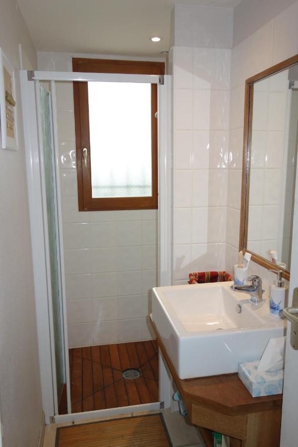 Maison Sur La Colline Cheminee Wifi Proche Thermes Aubin  外观 照片