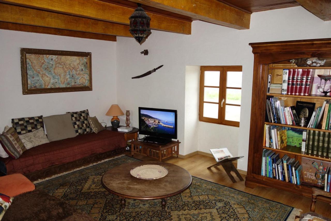 Maison Sur La Colline Cheminee Wifi Proche Thermes Aubin  外观 照片